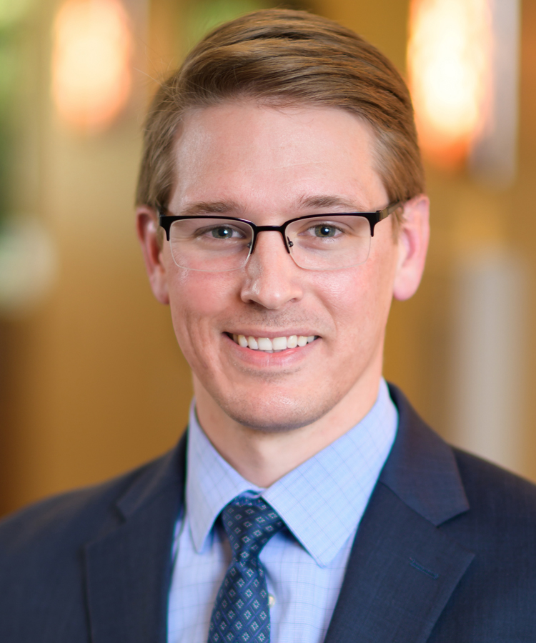 Dr. Matthew Causey, Optometrist